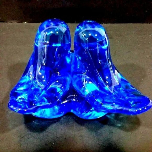 Terra Studio Blue Bird glass paper weigh - Picture 5 of 8